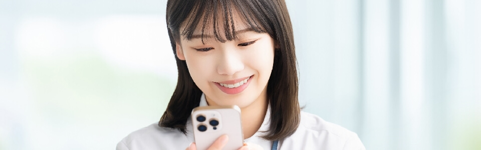 夜のスキマ時間が収入に変わる！夜職とライバー副業を無理なく掛け持ちする方法を徹底解説